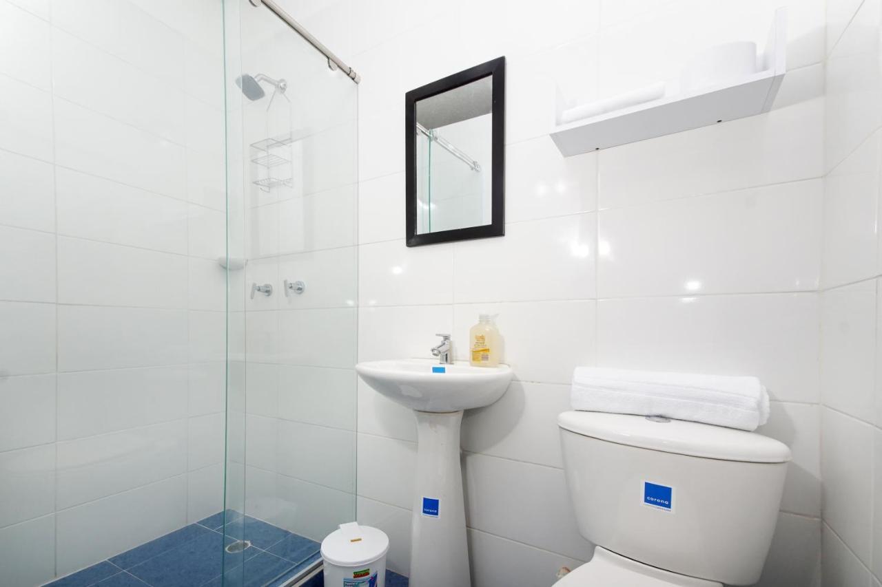 Apartaestudio Gran Ubicacion Y Aire Acondicionado Cali Ngoại thất bức ảnh